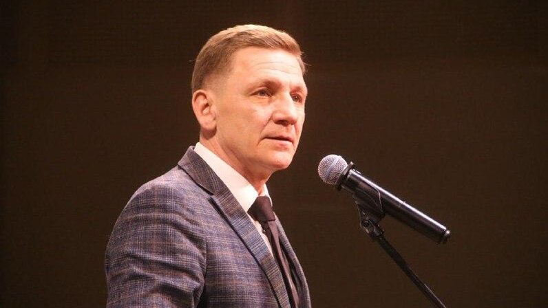 Бурдин бердск. Губернаторы города бердска. Бурдин роман валерьевич бердск фото. Бурдин бердск. Роман бурдин бердск.