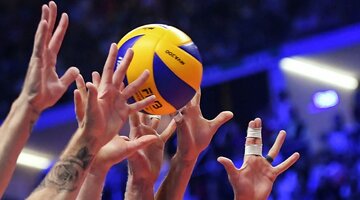 динамо москва волейбол суперлига мужчины 2023-24. волейбол матч. женская команда волейбол динамо москва. динамо москва волейбол 2022 женщины. павел тетюхин волейболист.