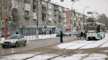 вынос плащаницы 2022. что сейчас идет по субботе. пасха пятница страстная. троицкая суббота фото. чин погребения плащаницы.