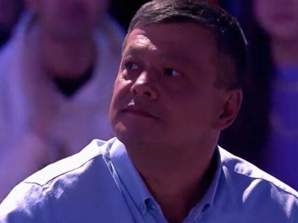 дава в шоу конфетка. шоу конфетка певцы. тнт 2023 шоу. тнт передачи. шоу конфетка ведущие.