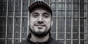 Слушать рэпера пашу техника