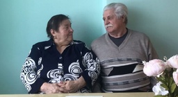 Открытка с 1 годом свадьбы