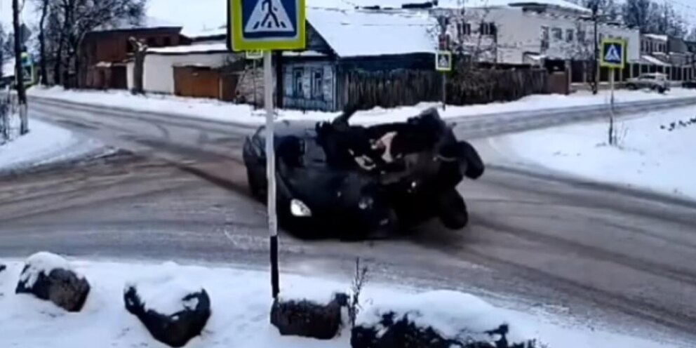 Твериград происшествия. Осташков автомобили. Автомойка осташков. Осташков автомобили. Осташков дороги.