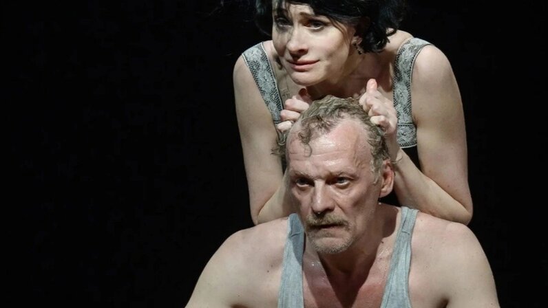 Спектакли с авериным в москве 2024. Маскарад театр сатиры арбенин. Максим аверин на сцене театра. Дк выборгский моноспектакль научи меня жить 1 августа. Спектакли с авериным в москве 2024.