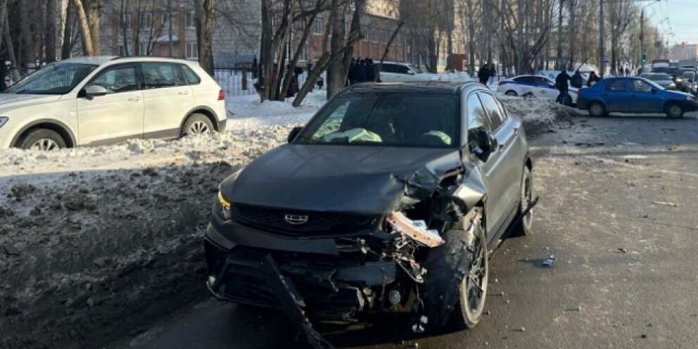 три тринадцать тридцать