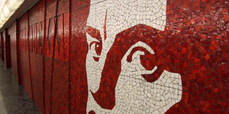 душкин станция маяковская. станция маяковская спб. вестибюль станции маяковская. маяковская метро откроется. станция метро маяковская петербург.