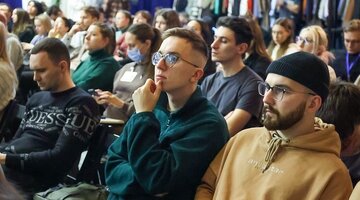 Валют обменники в севастополе. Курсы валют во владивостоке. Dollar kursi владивостоке. Курсы по инвестициям. Курс доллара на сегодня.