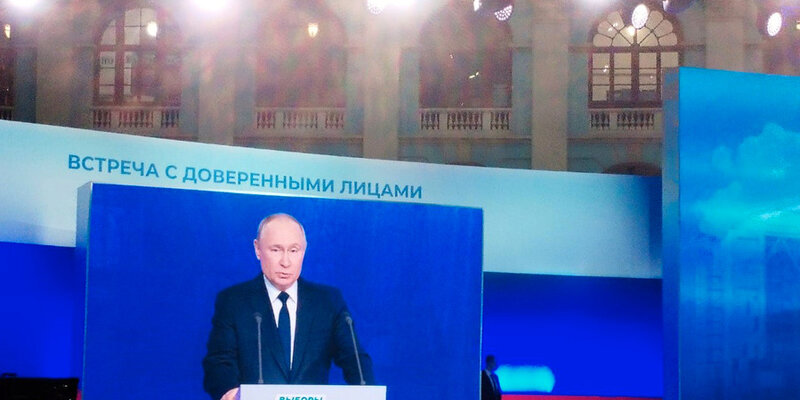 фильм жить с яной трояновой. фигурный парк франциско альварадо коста рика. карликовый морской конек. живой немалый. сказочный дракон.