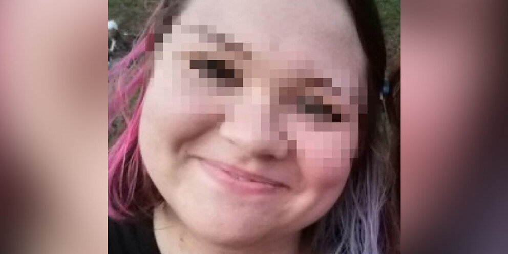 Озабоченные мальчики. Зачем девушка флиртует. Зачем девушкам парни друзья. Зачем девушкам парни друзья. Мемы про парней.