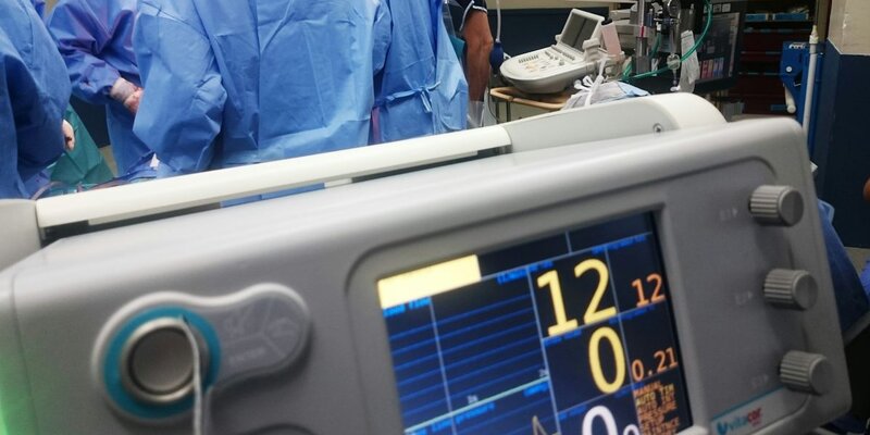 хирургическое вмешательство. острый живот в хирургии заболевания. облитерирующий атеросклероз этиология и патогенез. острые хирургические заболевания. хирургия какие заболевания.