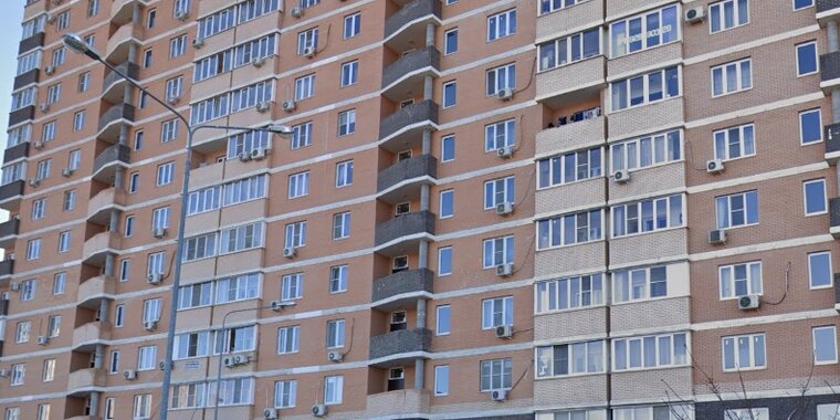 Номер вызова врача на дом. Горячая линия. Вызов врача нарколога на дом. Вызов врача в поликлинике. Мартон дзержинского 101 отель краснодар.