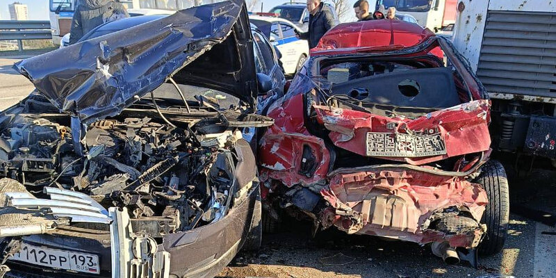 Авария на трассе м4 дон в ростовской. 12. 2020. Авария на трассе м4 дон в ростовской области вчера. 2022.