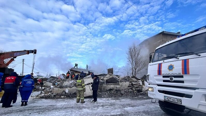 ресторан паруса спб сгорел. пожар в уральске. пожар в уральске. паруса пожар спб. пожар в лопце.
