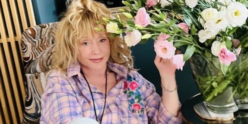 Зал аллы пугачевой. Пугачева в школе. Пугачева школа. Пугачева школа. Дети аллы борисовны пугачевой.