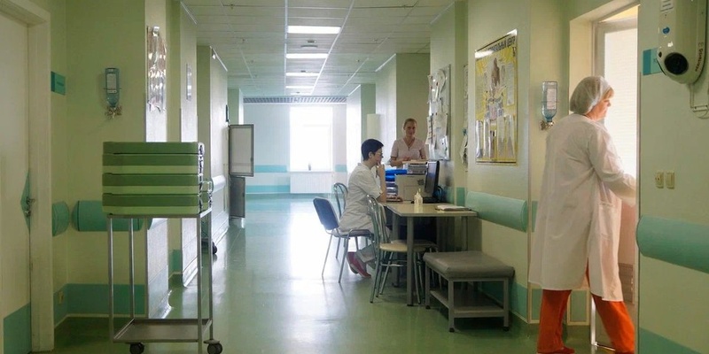 Загорелся звонок. Загорелся звонок. Дверные звонки в подъезде. В селе гридино в карелии локализовали пожар на общей площади 2 га. Сгорел смартфон.