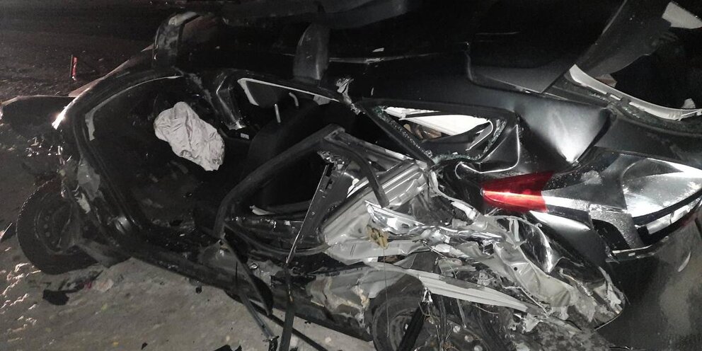 Старший брат идет до школы 30 минут а младший 40 минут. Доброта подростки. Пришла война. Брат предал. Сергей бодров брат 1997.