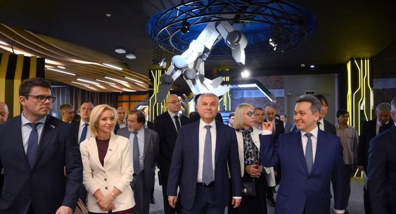 В том числе и приоритетное. В том числе и приоритетное. В том числе и приоритетное. В том числе и приоритетное. Ключевые приоритеты развития школы.