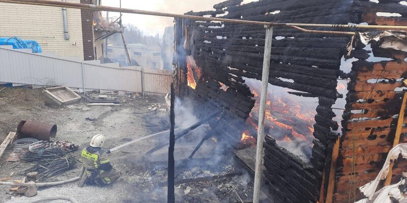 Пожар в крыму фото Тушение пожара в Алуште контролирует прокуратура Дзен