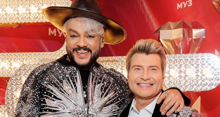 Киркоров и басков фото. Киркоров и басков. Киркоров и басков я ее обнимаю. Киркоров и басков я ее обнимаю. Киркоров и басков я ее обнимаю.