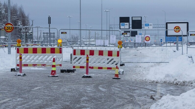 туристы в финляндии. финляндия туризм рф. финско российская граница. правила въезда в финляндию. граница с финляндией.