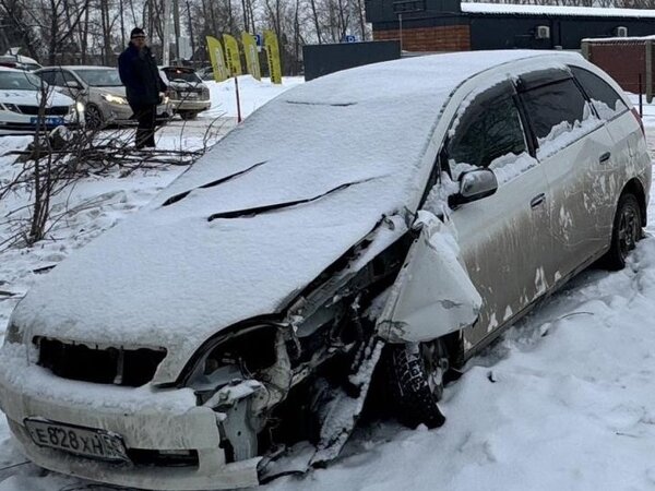 Ночью на Тюменском тракте легковушка врезалась в грузовик: погибла 28-летняя жен