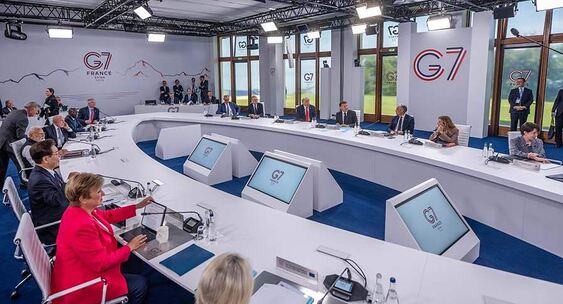 https://avatars.dzeninfra.ru/get-ynews/271828/ced6e744dffa9aa1ed5efcd47e987e20/563x304