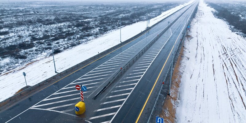 надвигается гроза. ветре 22. ураган в краснодаре. ветре 22. дождь гроза декабря.