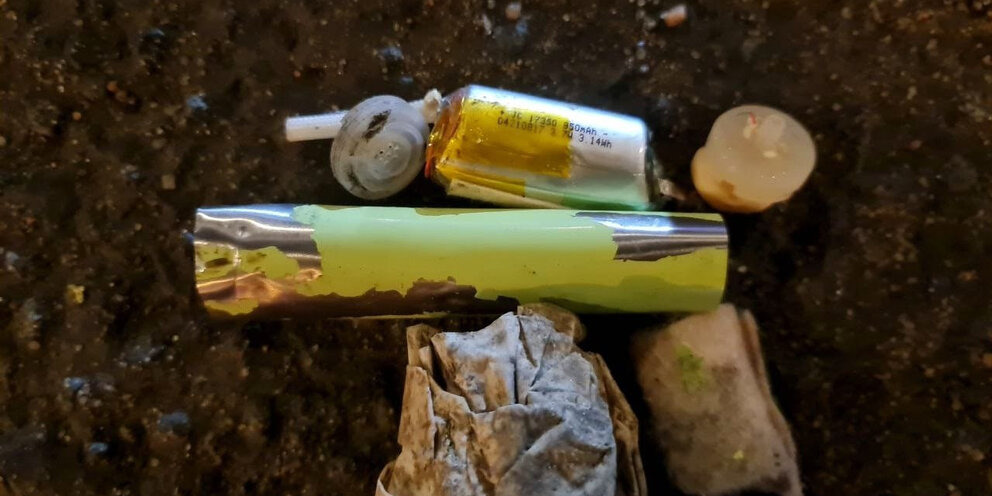 стих родина александрова. тексты песен. в тексте сказано. гимн россии текст. чур меня чур.