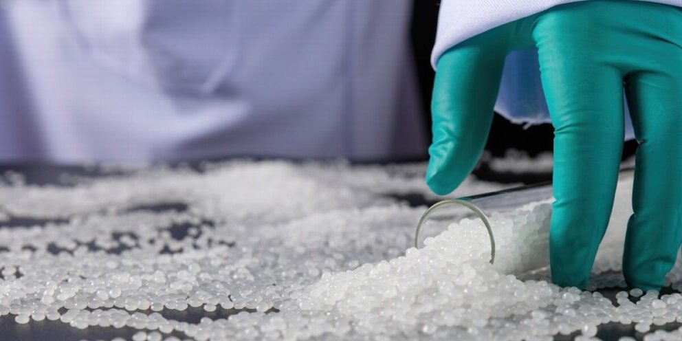 Фрезерных станках с чпу 1616. Пластик точение. Способы обработки пластиков. Способы обработки пластиков. Пластико перерабатывающий завод.