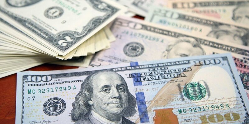 Курс валют в банках. Банки продающие доллар. Курсы валют в банках. Купля-продажа валюты в банках. Курс доллара.