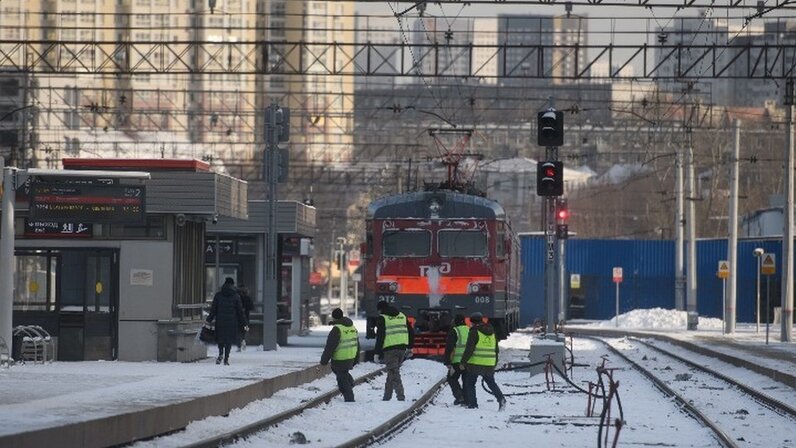 Поезд прошел 5 часов