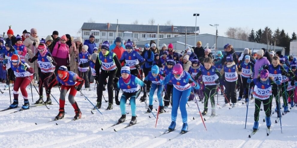 лыжные гонки женщины. 2022 скиатлон. александр легков большунов. денис спицов 2022. иван якимушкин олимпиада 2022 серебро.