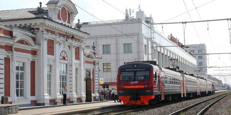 Глазов москва карта. Навигатор от глазова до нижнего новгорода. Поезд нижний новгород металлист. Глазов нижний новгород поезд. Расстояние от глазова до нижнего новгорода.