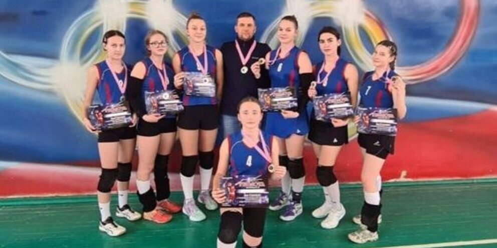 школьный автобус места. паз 32053-70 салон. американский автобус внутри. школьный автобус места. школьный автобус места.