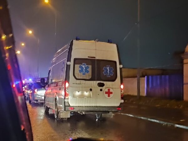 Категории вызова скорой помощи. Вызов состояние. Правила вызова бригады скорой медицинской помощи. Приагеннное состояние. Первая помощь при травмах различных областей тела.