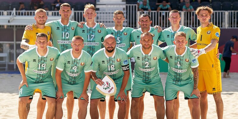 результат матча пляжного футбола. результат матча пляжного футбола. судьи в пляжном футболе. результат матча пляжного футбола. футболисты пляжного футбола.
