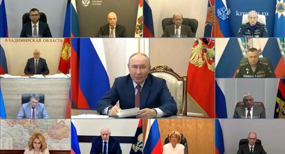 Путин провел совещание по&nbsp;развитию Донбасса и&nbsp;Новороссии: главное|