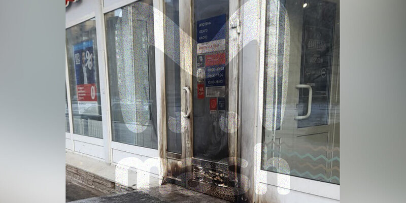 двери в каждый дом. деревянная дверь волховец. входная пластиковая зверь. наружные двери. входная дверь в дом.