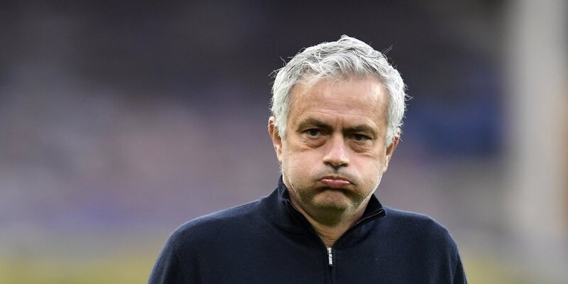 Почему уходят из современника. Редактор журнала современник 19 век. Почему уходят из современника. Похороны сергейтармаш. Почему уходят из современника.