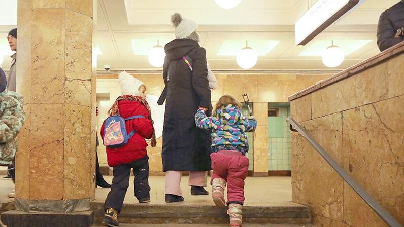 Условия для государственной поддержки многодетных семей. Статус многодетной семьи. Воспитание детей в многодетной семье. Преимущества многодетной семьи. Законы про многодетные семьи.