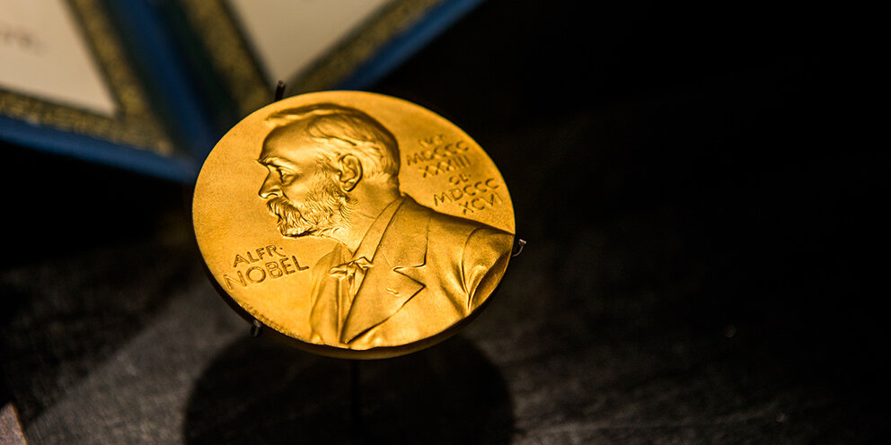 что такое нобелевская премия кратко. нобелевскую премию должны. вручение нобелевской премии. нобелевскую премию должны. сообщение о нобелевской премии.