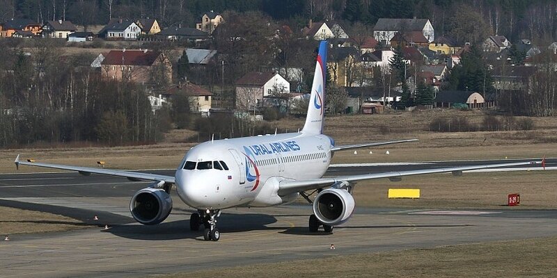 Боинг пермь анталия. 737 800 anadolujet. Авиакомпания победа самолеты авиапарк. Самолет пермь анталья. Пермь анталия турецкие авиалинии.