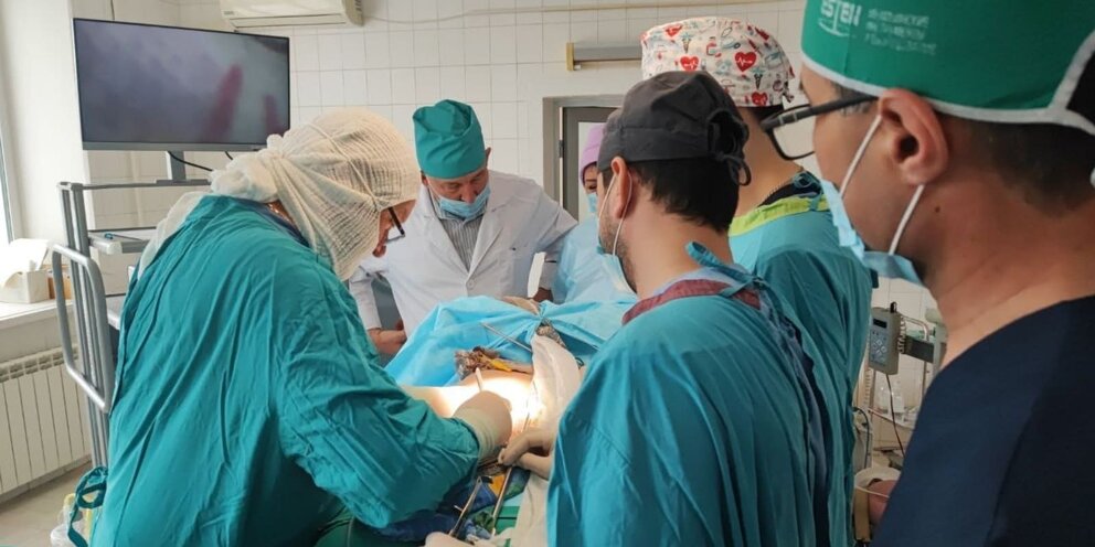 предоперационная разметка в пластической хирургии. профессор русецкий ю. ростовцев виктор николаевич лор. мошкалова александра леонидовна. косметическая операция.