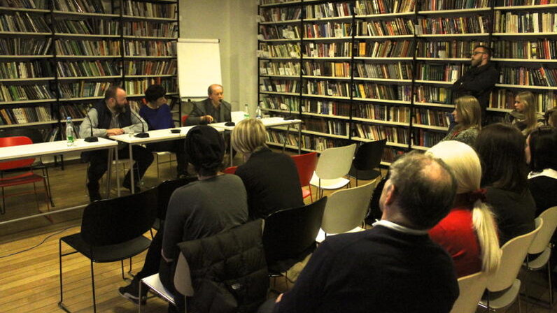 фёдор михайлович достоевский краткая биография. имя достоевского 5. достоевский в омском остроге 1850 г. даты жизни федора достоевского. достоевский в омске.