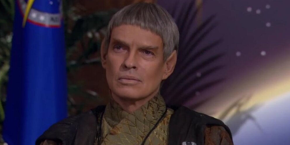 Погибшие актеры 2021. Новодевичье кладбище лановой. Ушедшие в 2021 году знаменитости. Троекуровское кладбище 2022. Покойный актеры америки 2022.