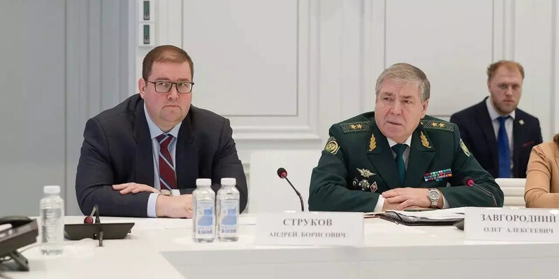 работники фирмы являются ее собственниками. работники фирмы являются ее собственниками. работники фирмы являются ее собственниками. работники ателье. работники предприятия являются его собственниками.