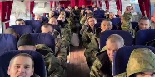 вернулся с войны живопись. возвращение солдата домой картина. возвращение солдата домой. папа вернулся с войны картина. возвращение солдата домой.