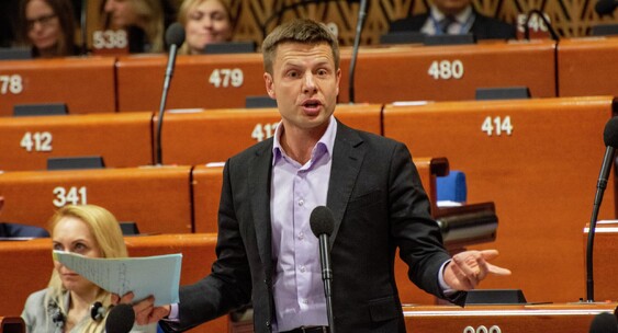 Сколько депутатов раде. Сколько депутатов раде