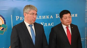 Алексей цыденов бурятия. Цыденов глава бурятии. Алексей цыденов глава. Цыденов алексей самбуевич глава республики бурятия. Глава республики бурятия цыденов.