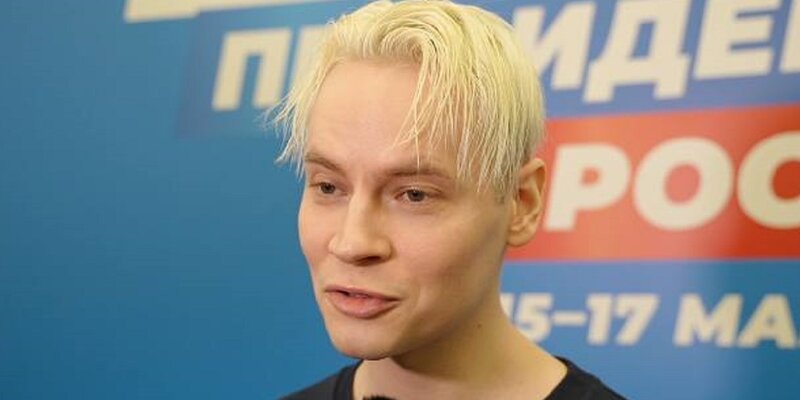 сегодня все хотят потусоваться песня. давай увидимся после работы. пойдём на улицу потусуемся. а мы маленькие дети храним свои секреты. джим керри кабельщик.